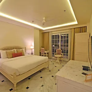 https://the-castle-by-klr.udaipurhotels.org